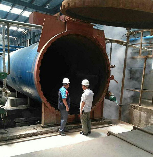 山東鍋爐廠家的蒸壓釜順利到達(dá)印度海得拉巴